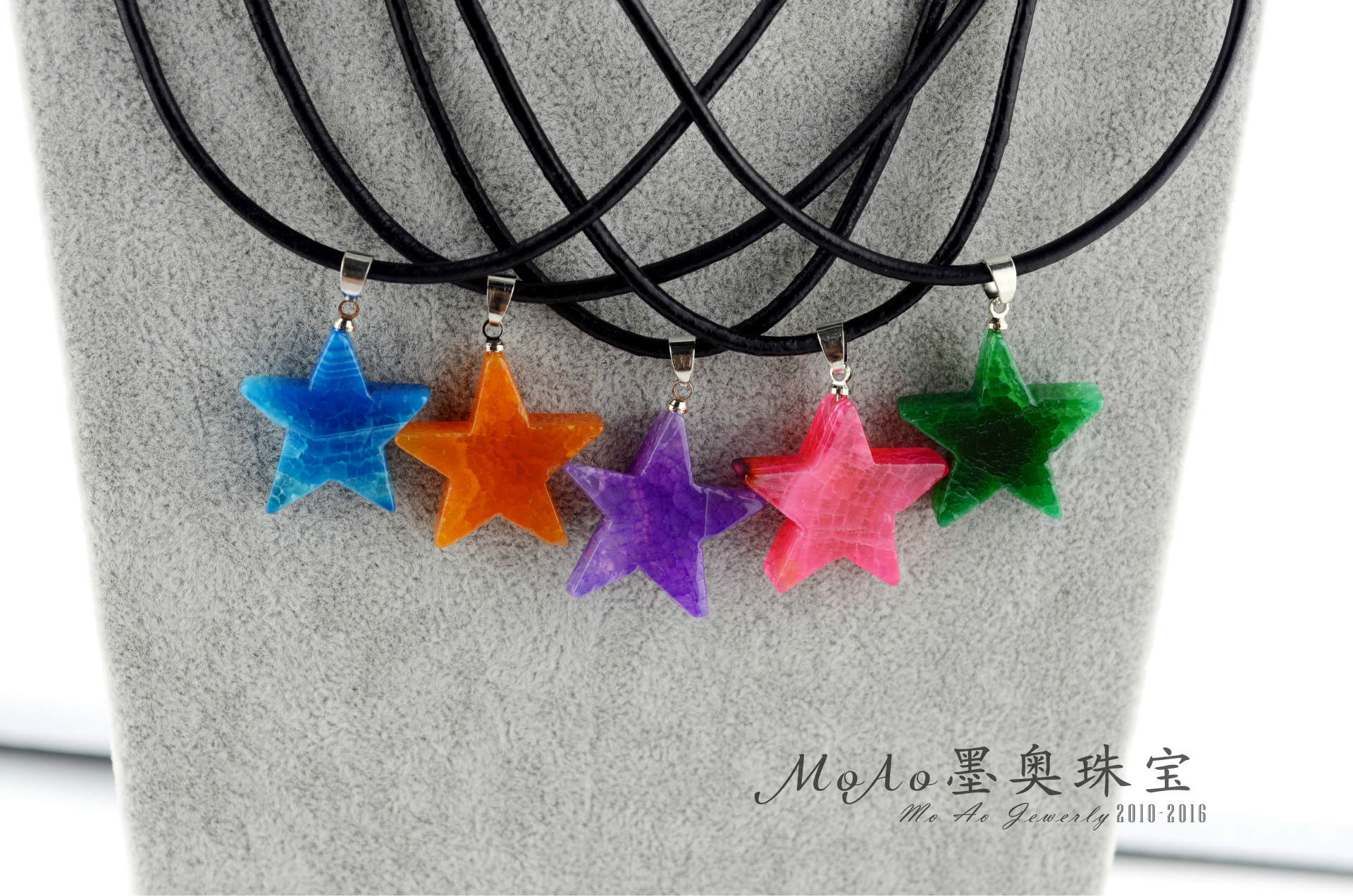 Z世代消费者购买钻石时