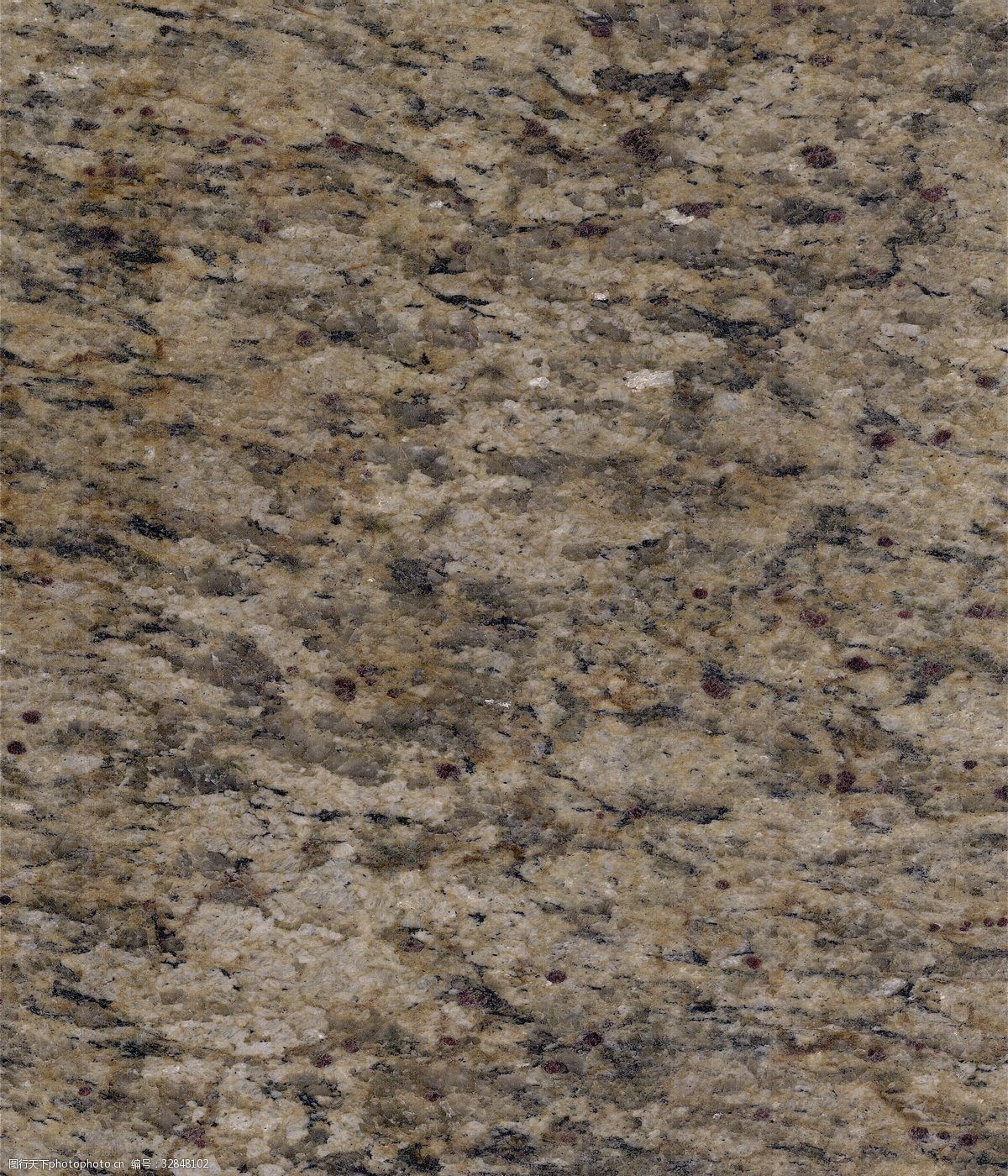 精致的雕饰更显华贵本色