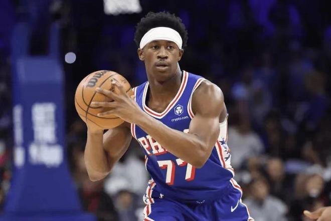 76人末节爆发逆转灰熊 赛季双杀终结2连败