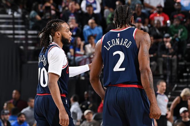 西部排名大洗牌：雷霆马刺争冠 湖人火箭卡位战