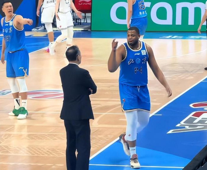 斯佩尔曼公开道歉并接受处罚 北京队化解球员冲